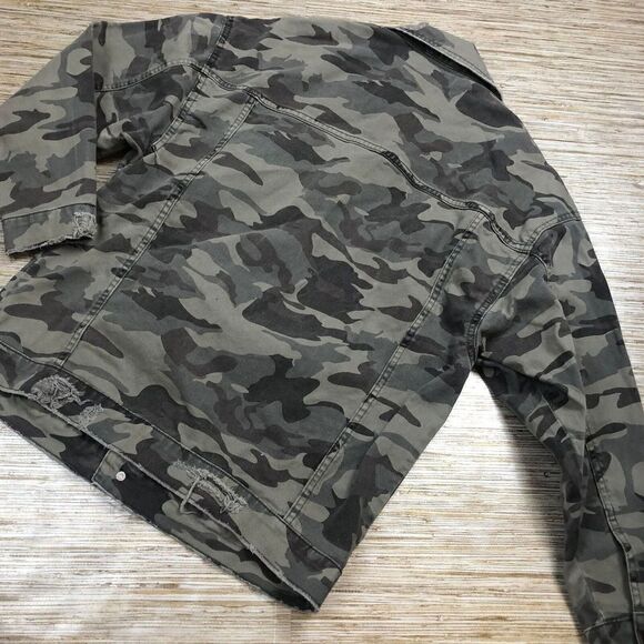 R-152 ZARA Camo Camouflage Denim JACKET Distressed Sequin Stripe GREEN sz XS - Picture 2 of 2